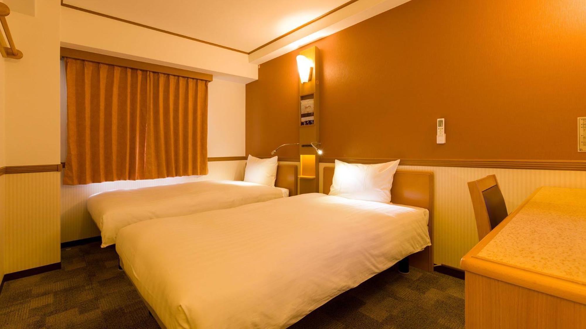 Toyoko Inn Musashi-Nakahara Ekimae Kawasaki  Camera foto