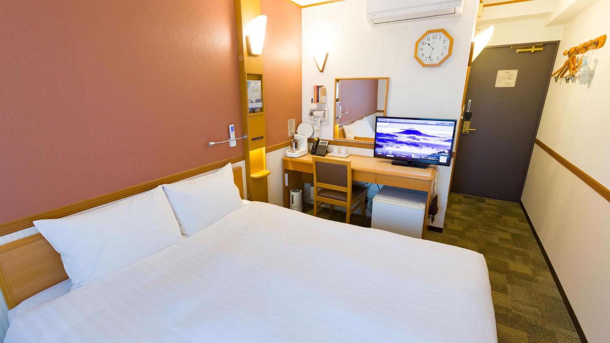 Toyoko Inn Musashi-Nakahara Ekimae Kawasaki  Camera foto